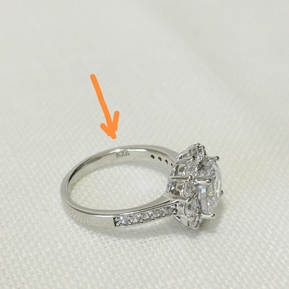3ct CZ halo scallop flower ring size 6 🆕
